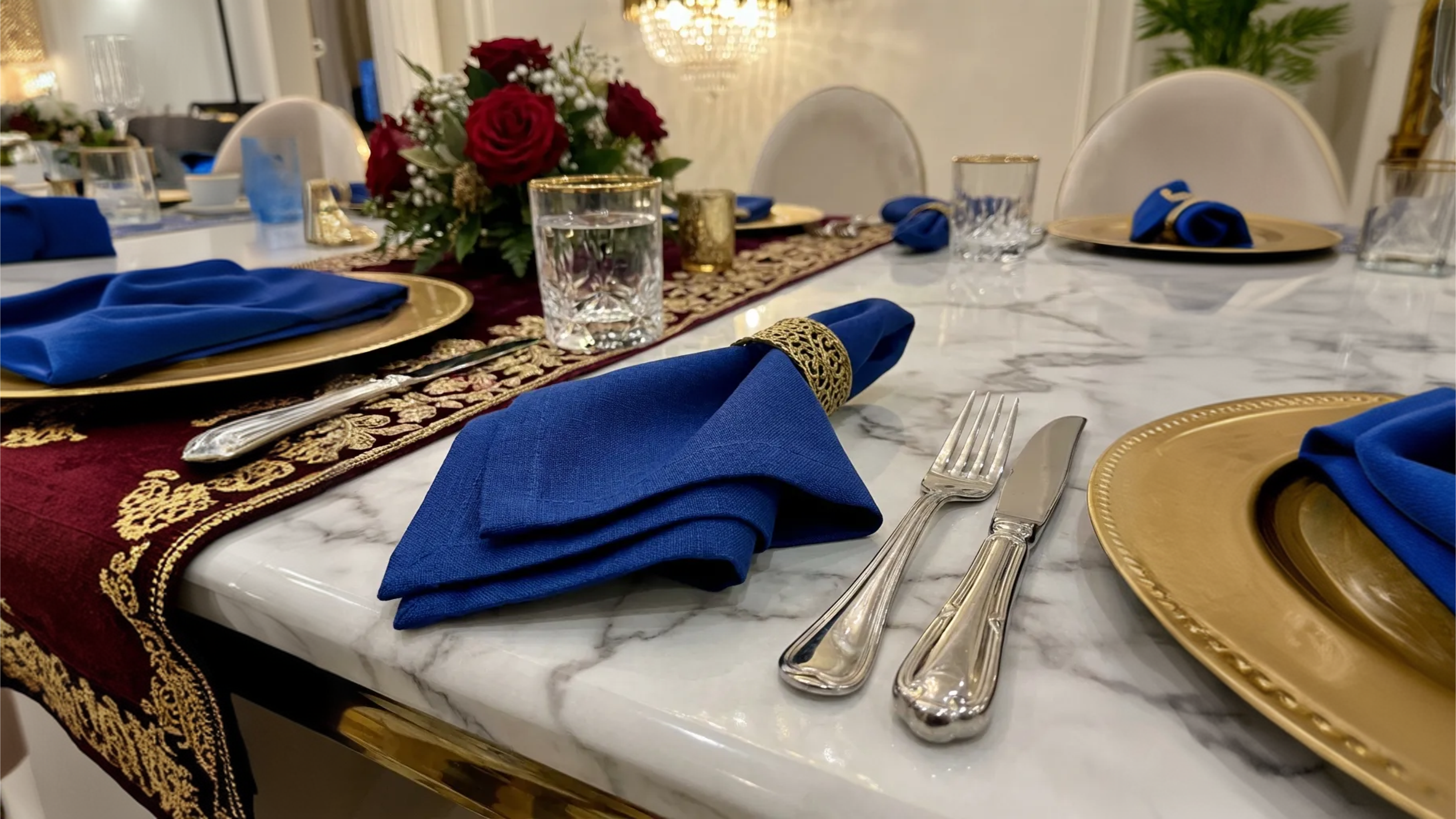 Image of premium cutlery and napkin set, showing elegant services of Bazouq